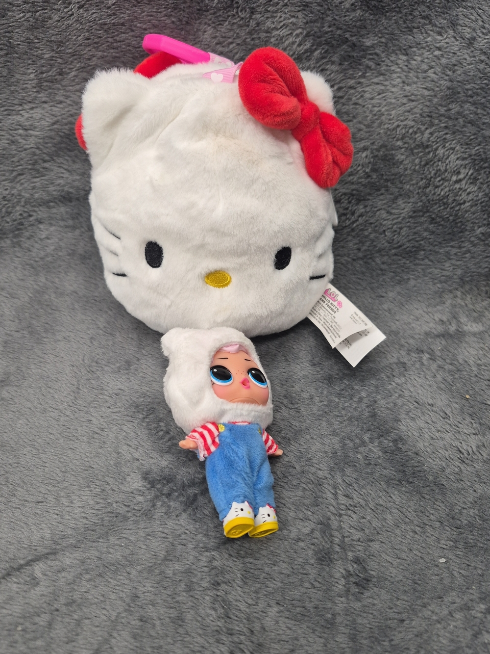 LOL Surprise Dolls Hello Kitty & Freinds Reversible Plush Hello Kitty